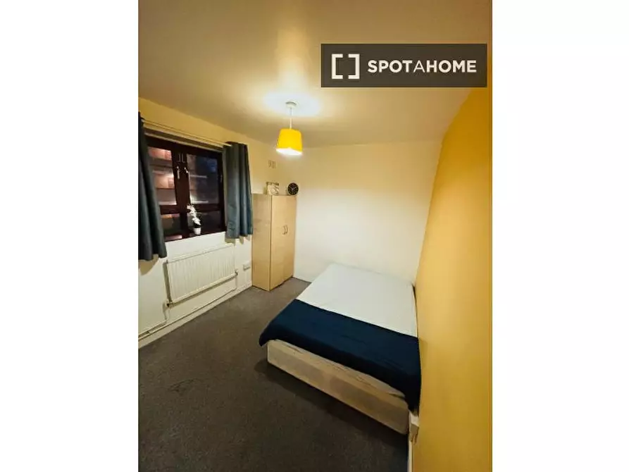 Immagine 5 di Camera condivisa in affitto  in Poynders Gardens a Lambeth