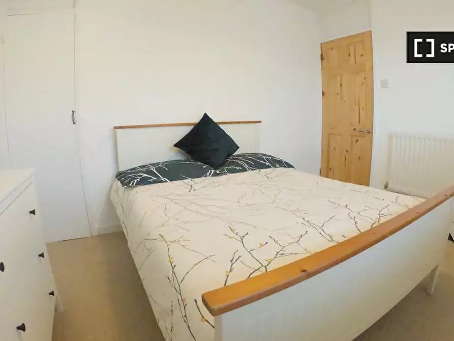 Immagine 5 di Camera condivisa in affitto  in St James's Cres a Lambeth