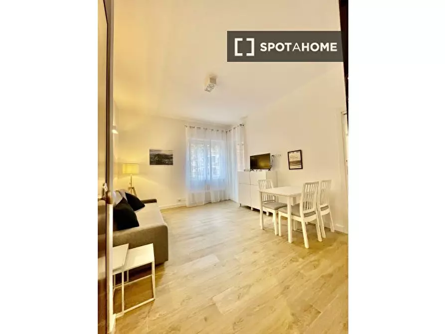 Immagine 1 di Appartamento in affitto  in Via Ugo Amaldi a Roma