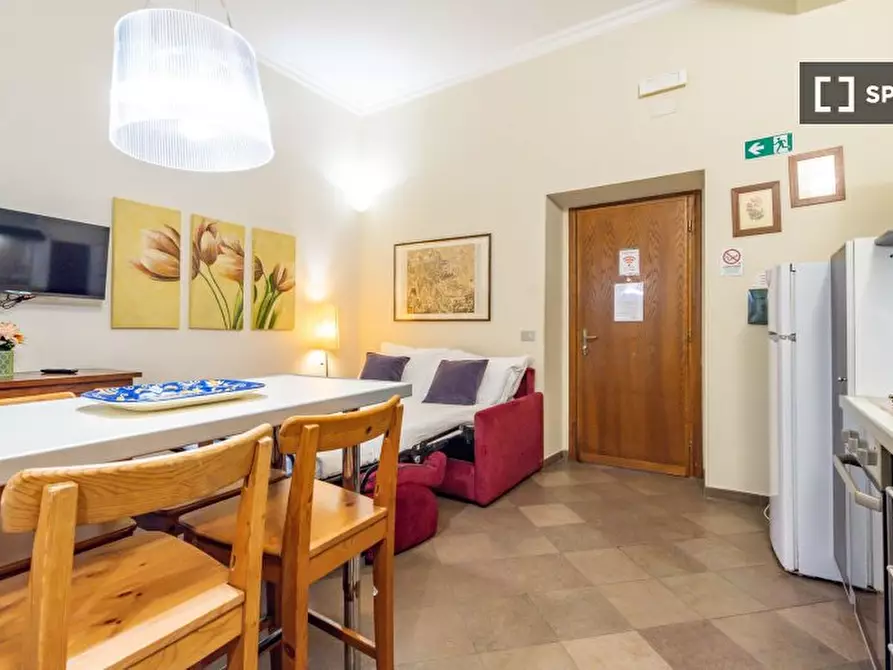 Immagine 13 di Appartamento in affitto  in Piazza San Giovanni In Laterano a Roma