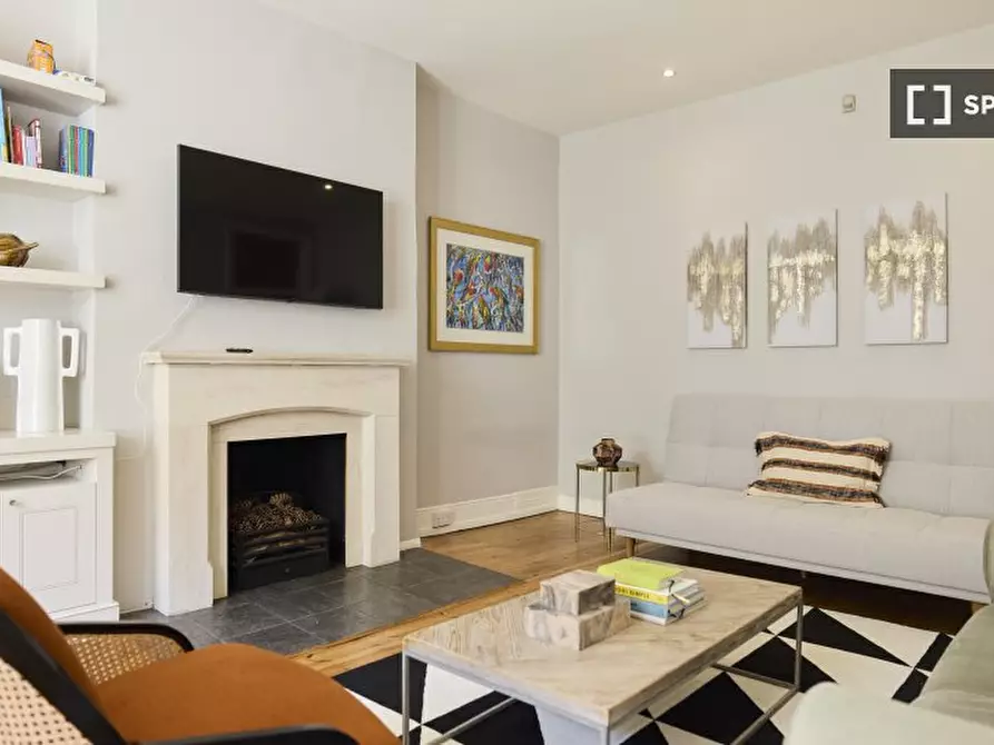Immagine 9 di Appartamento in affitto  in Sinclair Rd a Hammersmith