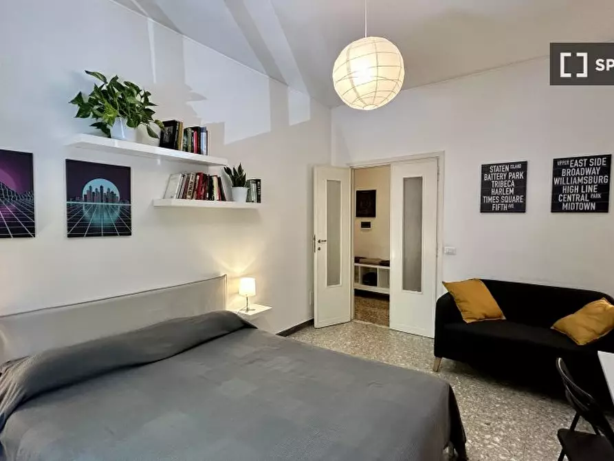 Immagine 2 di Camera condivisa in affitto  in Via Oderisi da Gubbio a Roma