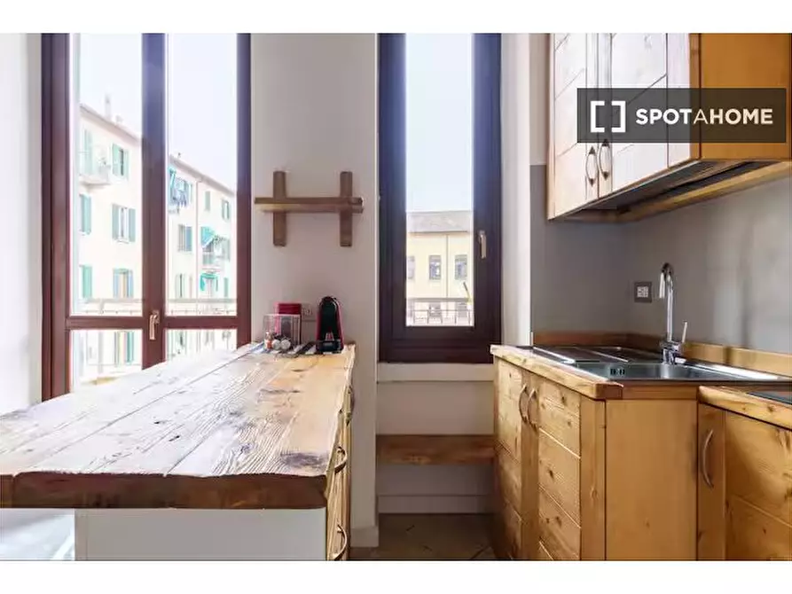 Immagine 1 di Appartamento in affitto  in Via Giovita Scalvini a Milano