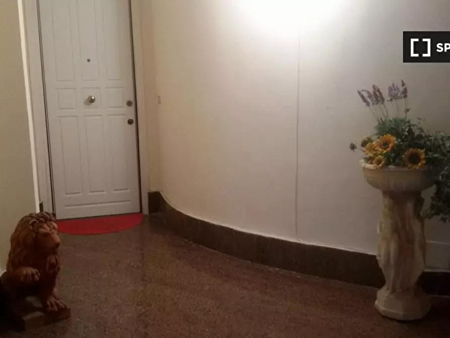 Immagine 13 di Appartamento in affitto  in Via Massimo Meliconi, 00128 Roma RM, Italy a Roma