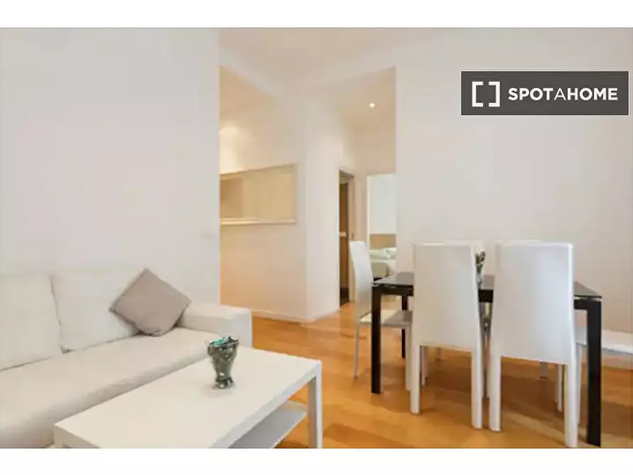 Immagine 11 di Appartamento in affitto  in Via Como a Roma