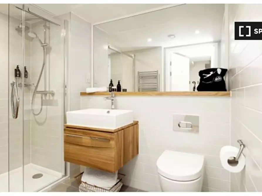 Immagine 9 di Appartamento in affitto  in King's Stables Rd a Old Town