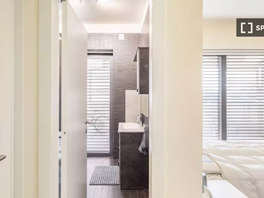 Immagine 6 di Camera condivisa in affitto  in Via di Casal Bertone a Roma