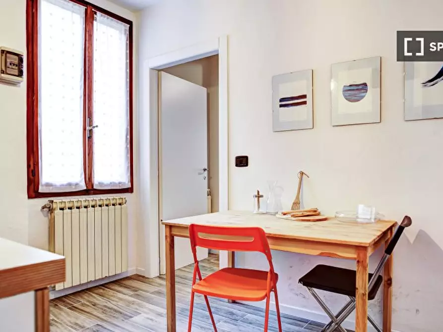 Immagine 2 di Appartamento in affitto  in Via Broccaindosso a Bologna