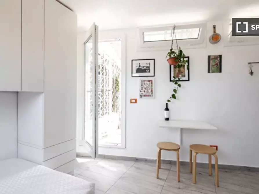 Immagine 1 di Ufficio in affitto  in V. Giuseppe dalla Vedova a Roma