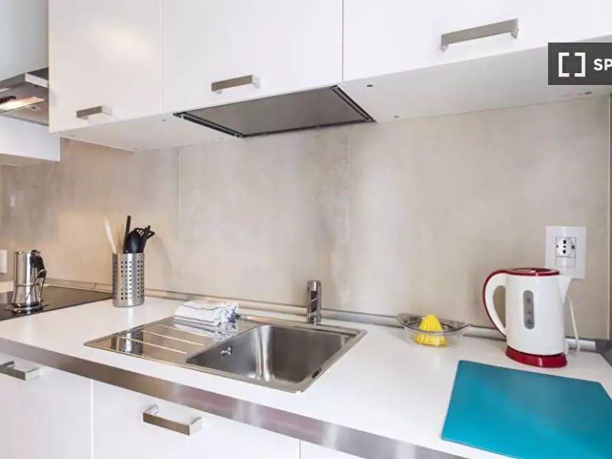 Immagine 14 di Camera condivisa in affitto  in Via Caproni a Milano