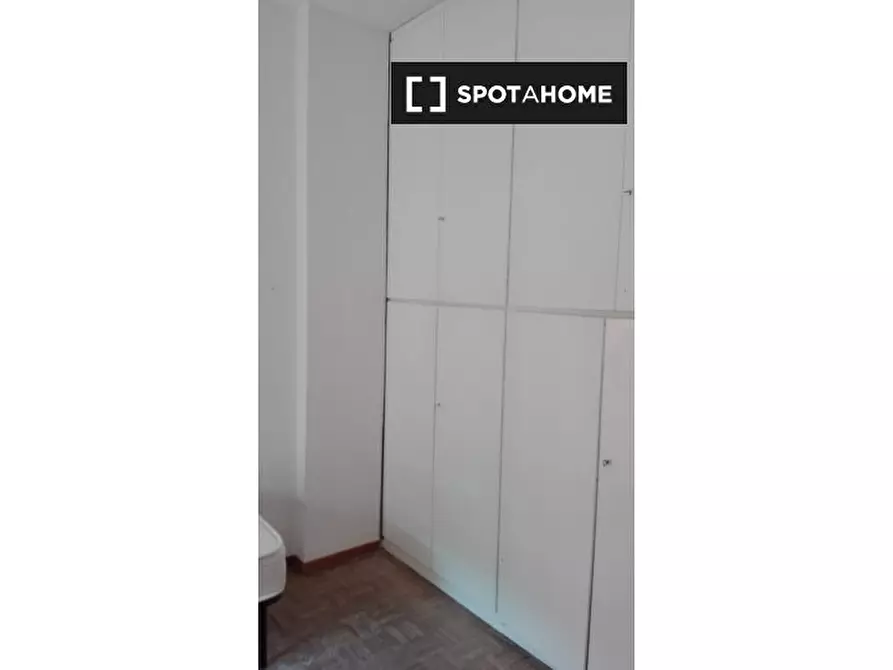 Immagine 13 di Camera condivisa in affitto  in Via Leonetto Cipriani a Bologna