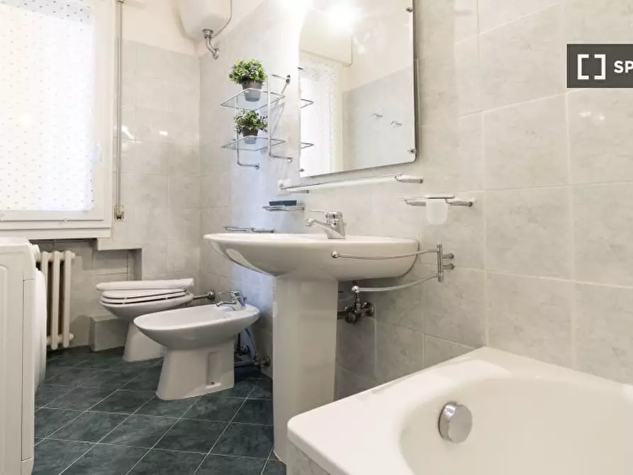 Immagine 19 di Appartamento in affitto  in Via Francesco Baracca a Bologna