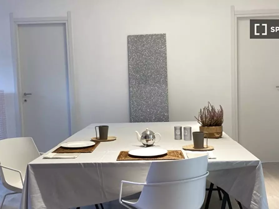 Immagine 9 di Camera condivisa in affitto  in Giovanni Maria a Milano