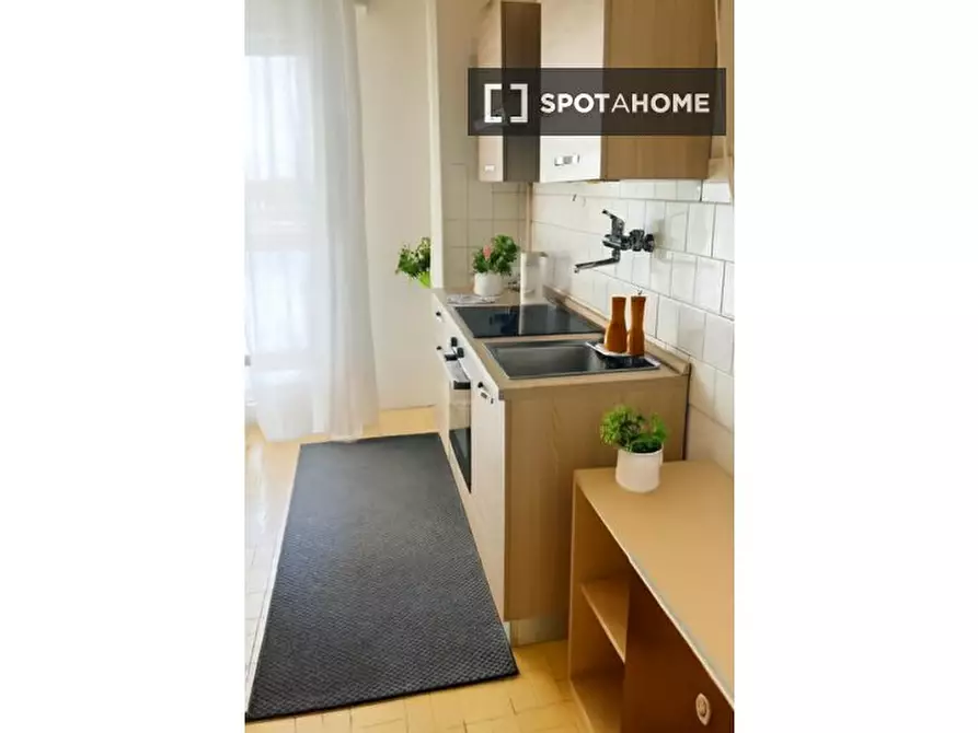 Immagine 3 di Camera condivisa in affitto  in Cilea a Milano