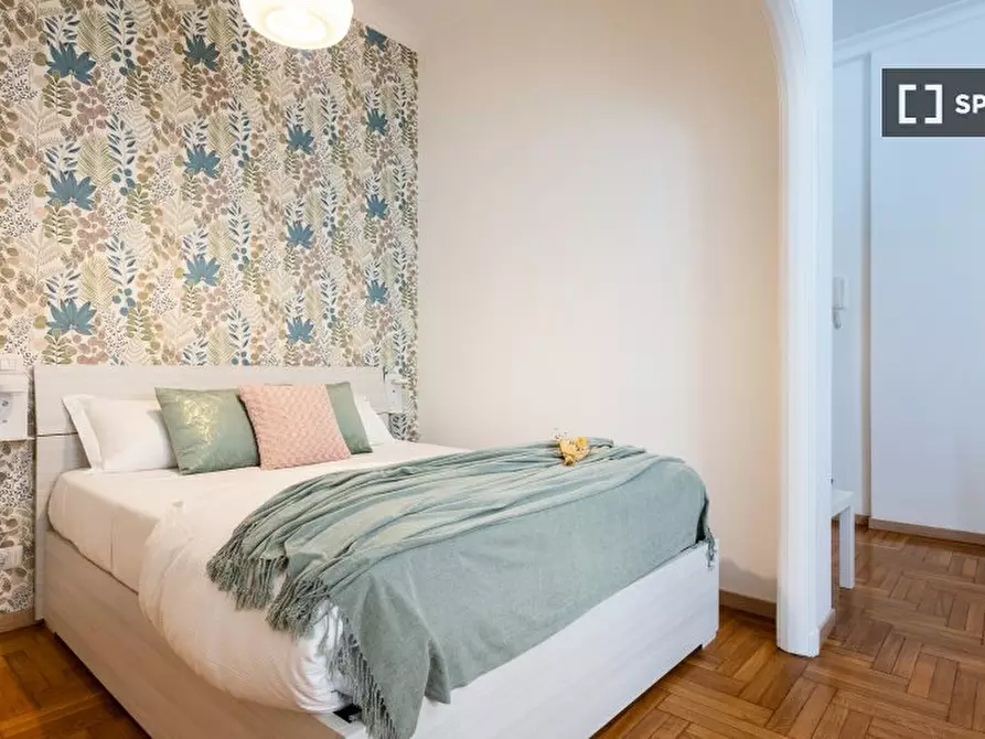 Immagine 1 di Ufficio in affitto  in Via del Moro a Roma