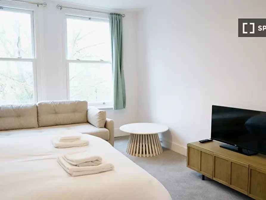 Immagine 5 di Appartamento in affitto  in flat a Tottenham