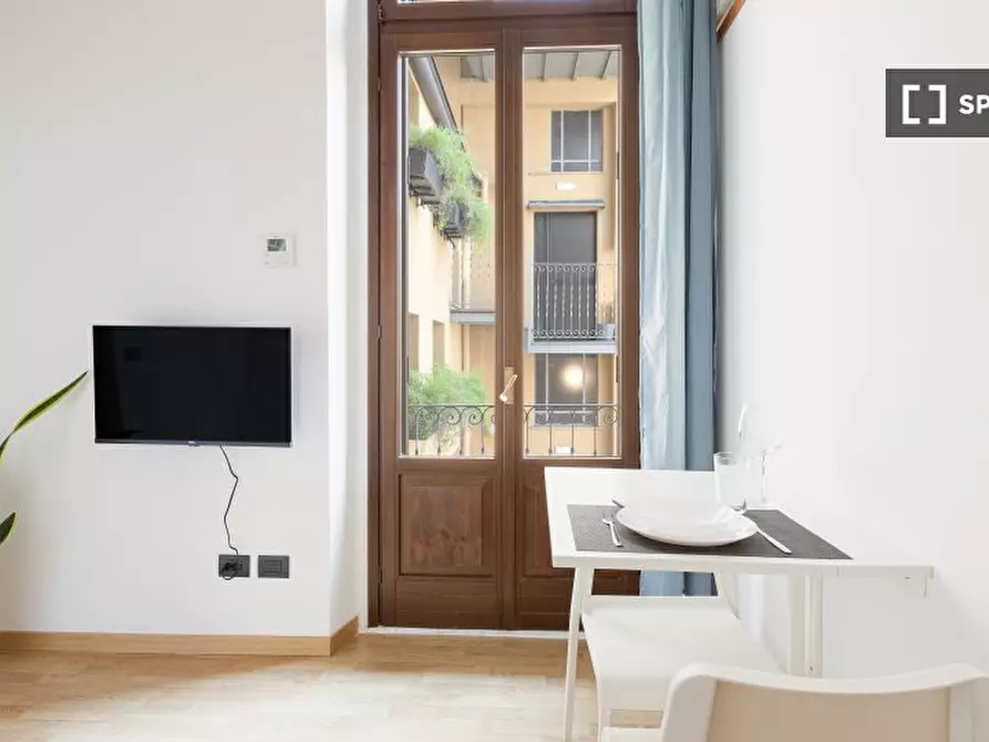 Immagine 6 di Ufficio in affitto  in Corso Magenta a Milano