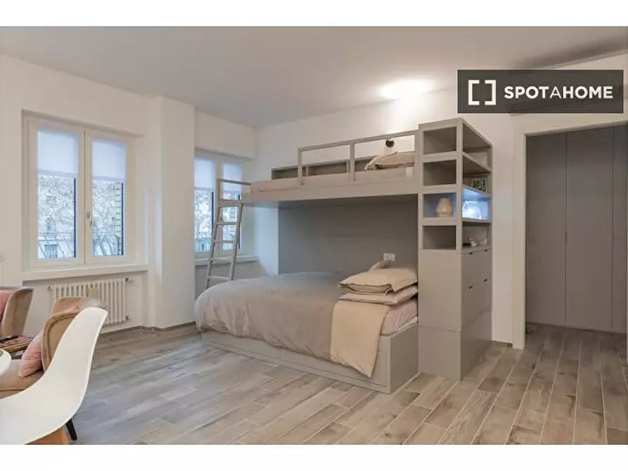 Immagine 4 di Ufficio in affitto  in Viale Campania a Milano