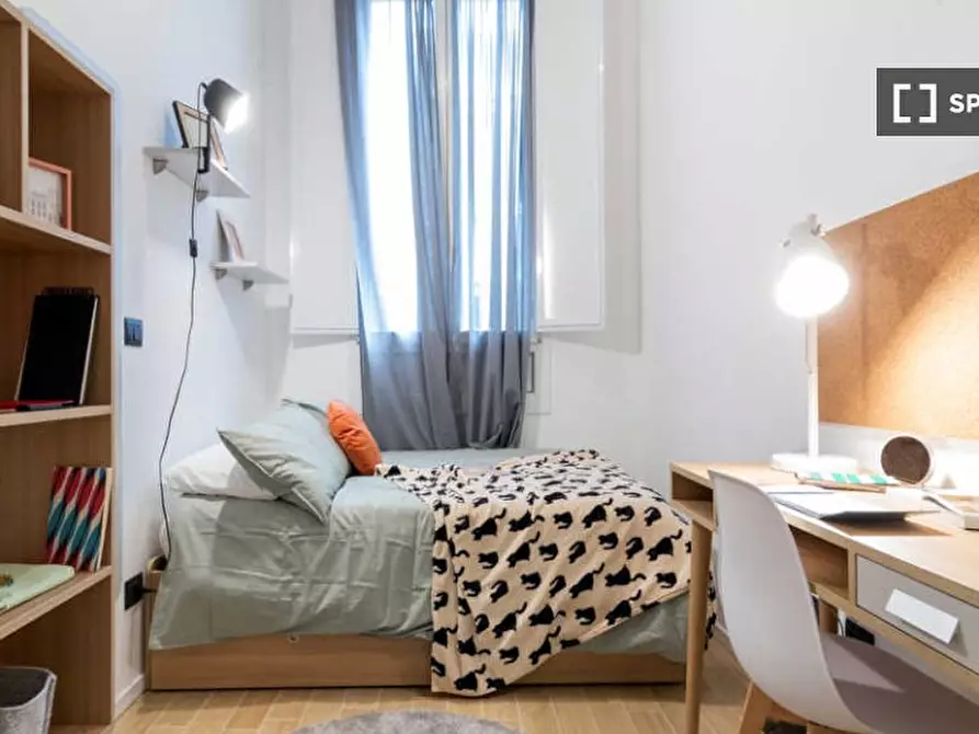 Immagine 3 di Camera condivisa in affitto  in Via Padova a Torino