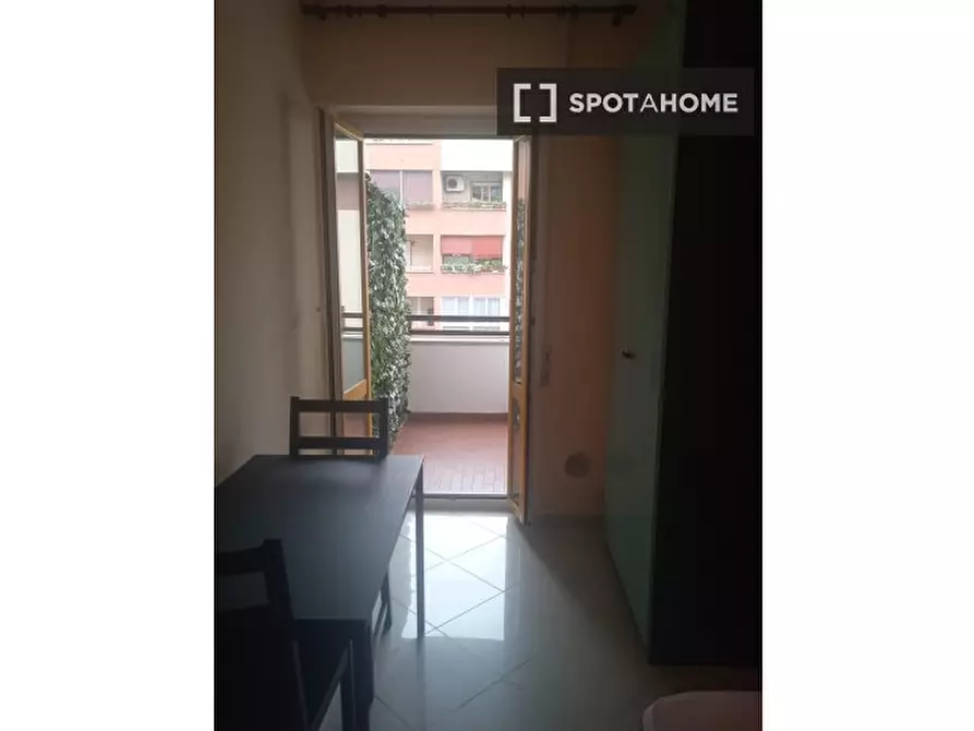 Immagine 13 di Camera condivisa in affitto  in Via Giacinto Serrati Menotti a Milano