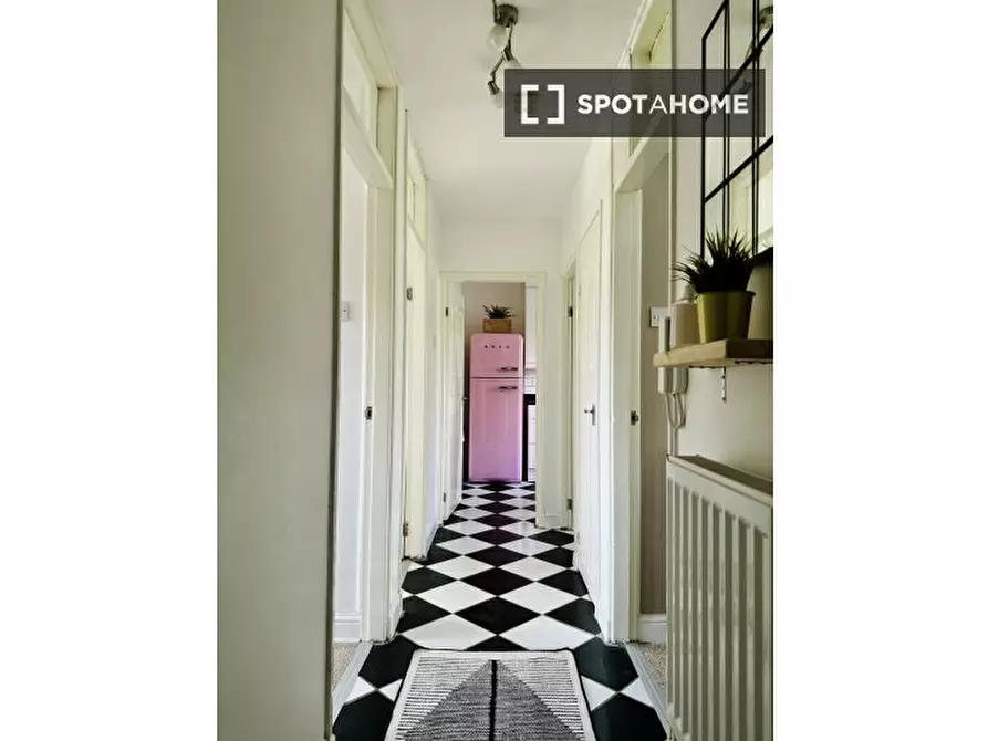 Immagine 13 di Appartamento in affitto  in Selden Rd a Camberwell