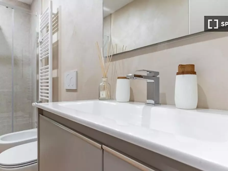 Immagine 5 di Ufficio in affitto  in Via Francesco Daverio a Milano