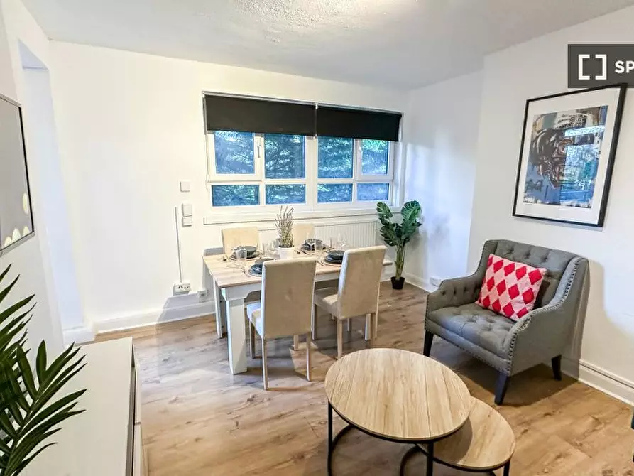 Immagine 1 di Appartamento in affitto  in Green Lanes a Enfield
