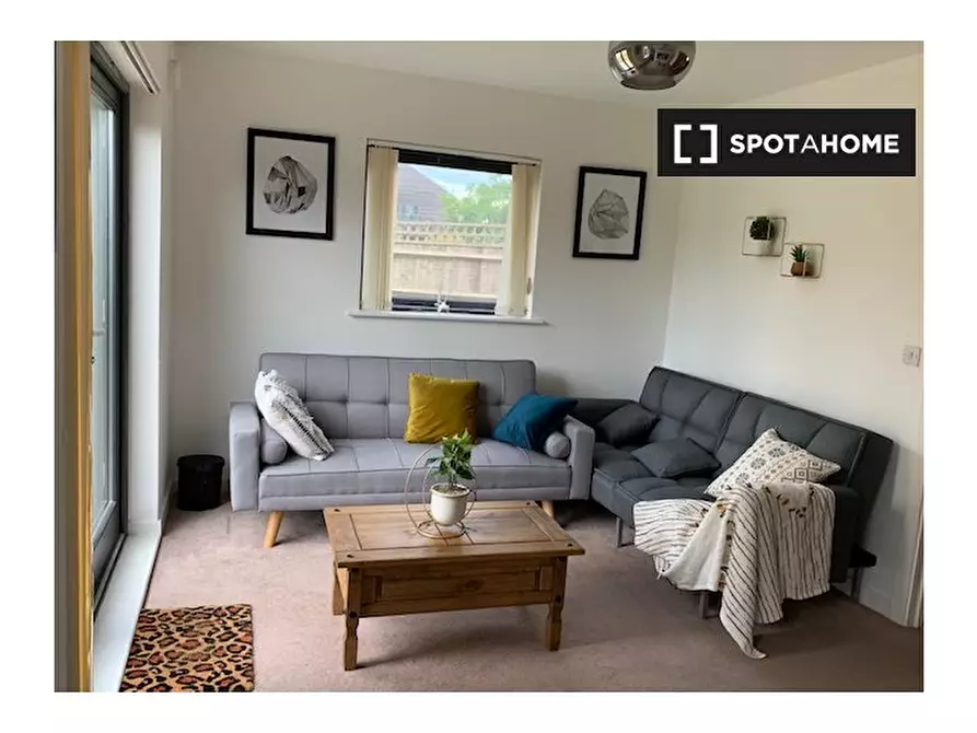 Immagine 6 di Camera condivisa in affitto  in Galleons Dr a Barking
