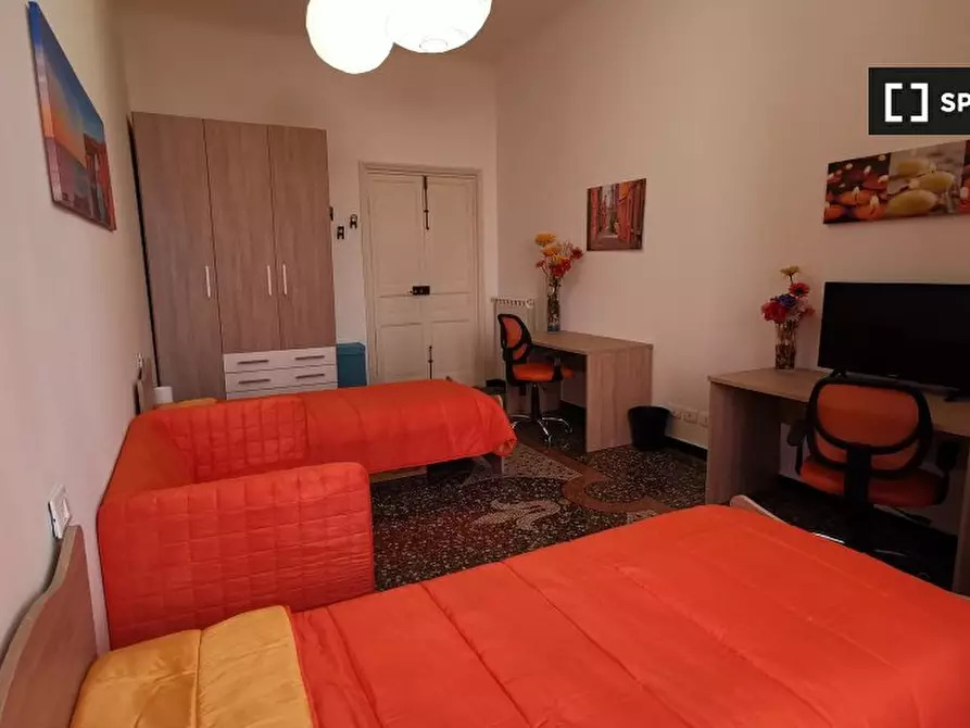 Immagine 7 di Camera condivisa in affitto  in Via Venezia a Genova
