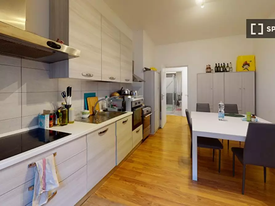 Immagine 8 di Camera condivisa in affitto  in Via Felice Casati a Milano