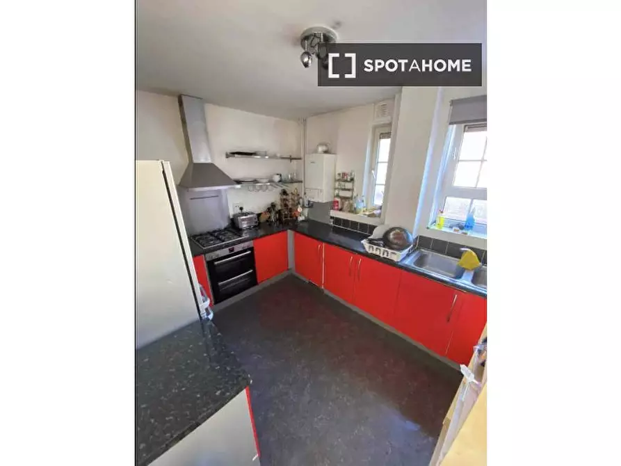 Immagine 6 di Camera condivisa in affitto  in Old Ford Rd. a Poplar