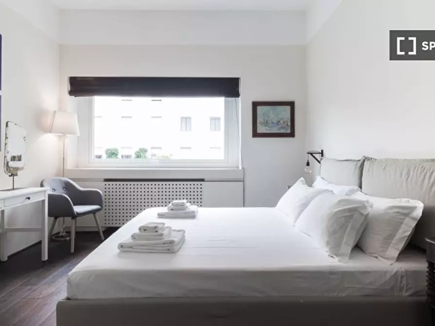 Immagine 12 di Appartamento in affitto  in Via Montebello a Milano