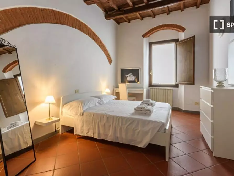 Immagine 11 di Appartamento in affitto  in Borgo S. Frediano a Firenze