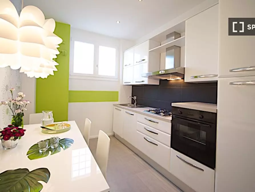 Immagine 10 di Appartamento in affitto  in Via Barisano da Trani a Roma