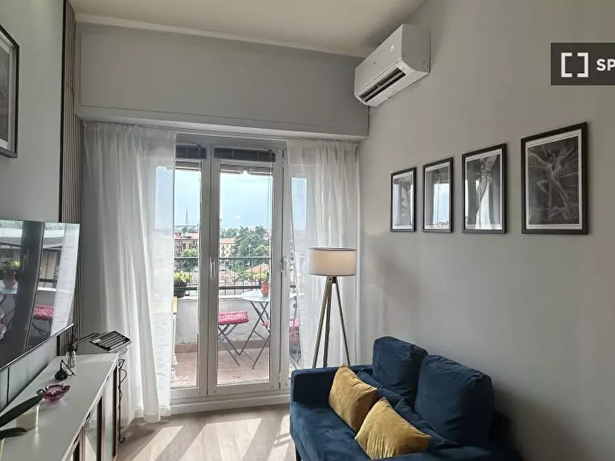 Immagine 4 di Ufficio in affitto  in Via XXV Aprile a Pero