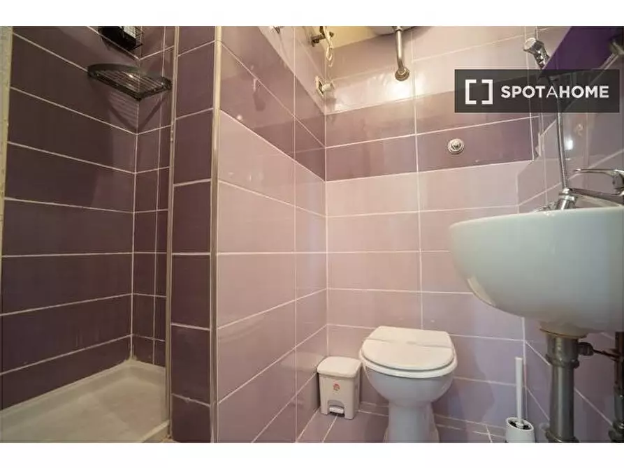 Immagine 6 di Ufficio in affitto  in Via Voghera a Roma