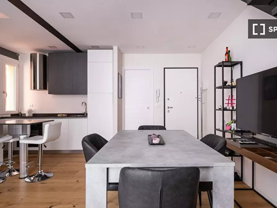 Immagine 2 di Appartamento in affitto  in Via Mazzini a Bologna