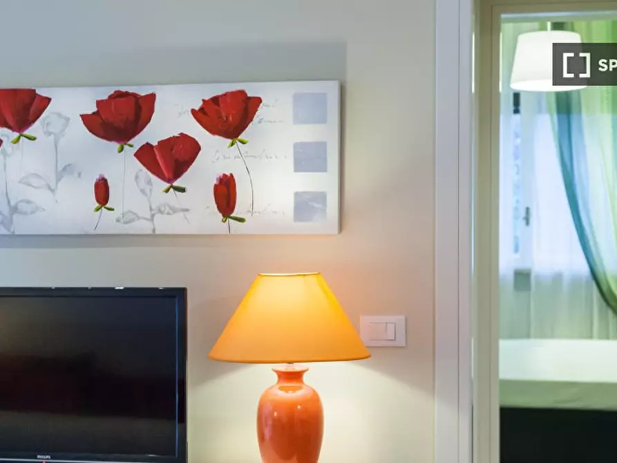 Immagine 13 di Appartamento in affitto  in Via Druso a Roma