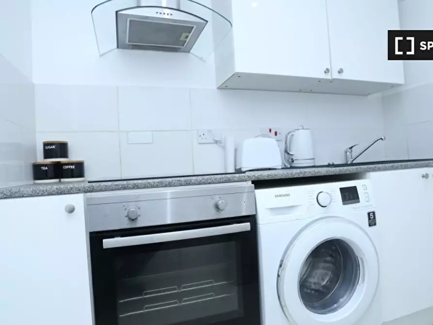 Immagine 10 di Camera condivisa in affitto  in Lytham Cl a Eltham