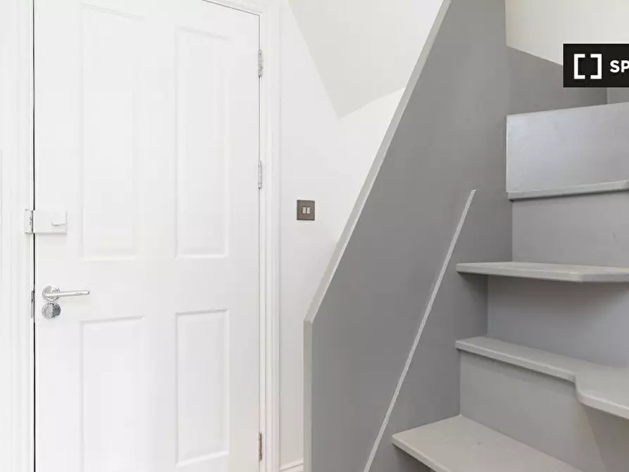 Immagine 12 di Ufficio in affitto  in Flat a Paddington