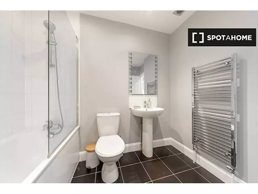 Immagine 10 di Appartamento in affitto  in Flata 1 Brick Ln a Enfield