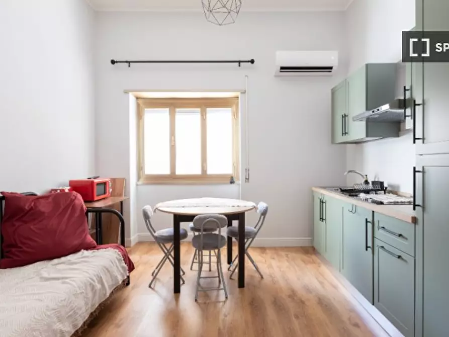 Immagine 1 di Ufficio in affitto  in Via Arpino a Roma