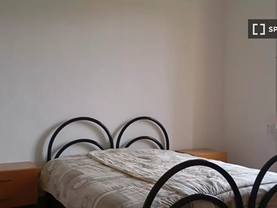 Immagine 4 di Camera condivisa in affitto  in Viale Orazio Antinori a Perugia