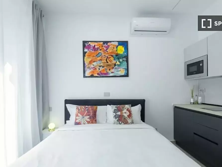 Immagine 11 di Ufficio in affitto  in Via Lombriasco a Torino