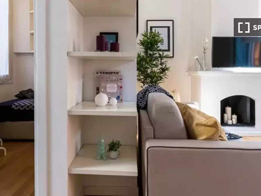 Immagine 10 di Appartamento in affitto  in Via Pontaccio a Milano