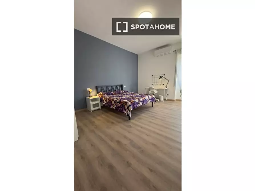 Immagine 8 di Camera condivisa in affitto  in Via Salvatore Pincherle a Roma