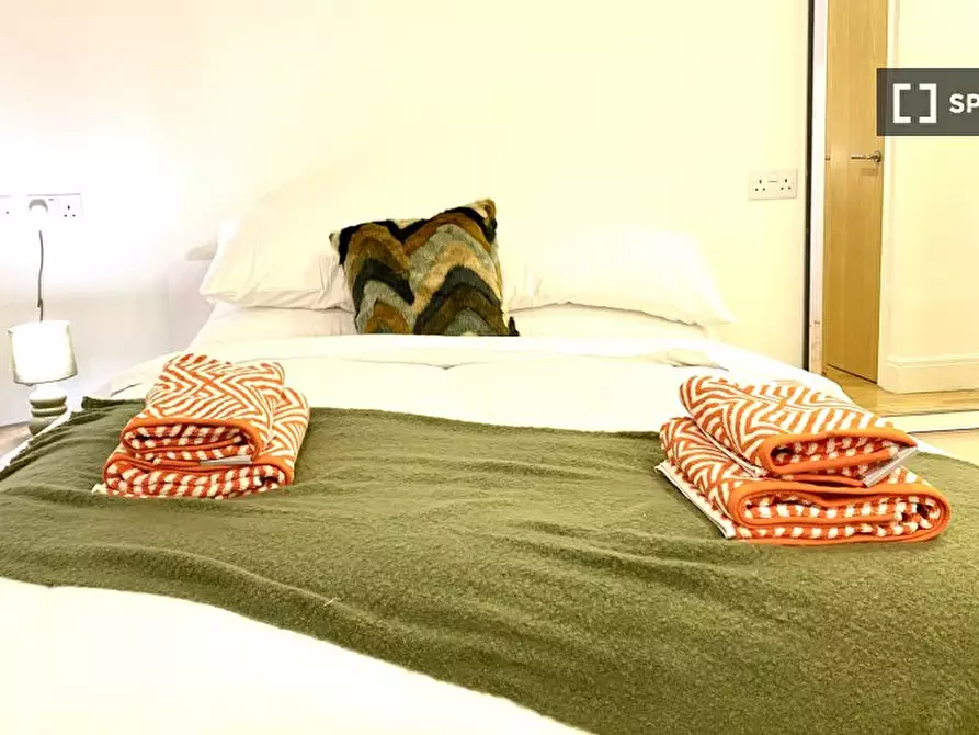 Immagine 14 di Ufficio in affitto  in Fleet St a 