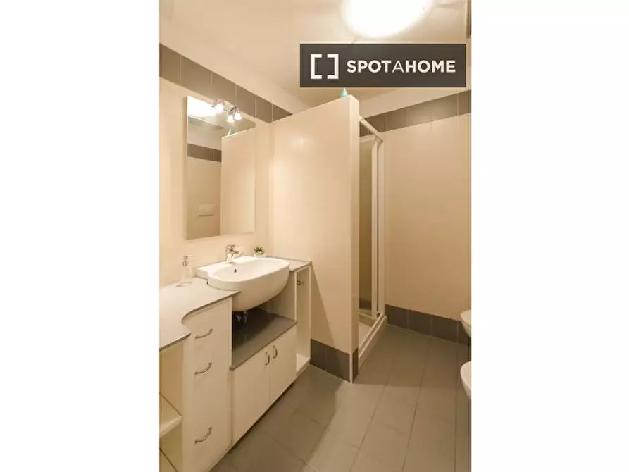 Immagine 7 di Ufficio in affitto  in Via Marco Emilio Lepido a Bologna