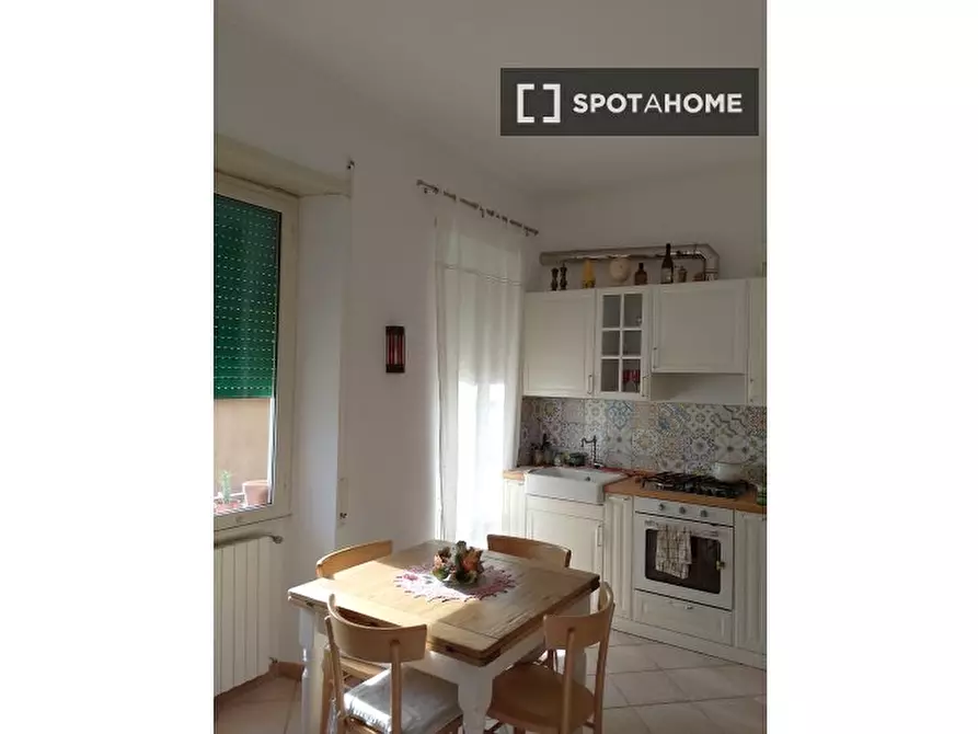 Immagine 6 di Ufficio in affitto  in Via dei Fiori a Roma