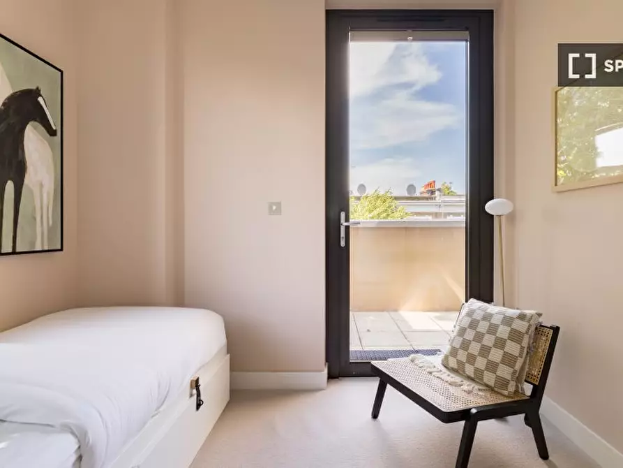 Immagine 15 di Appartamento in affitto  in Elgin Avenue a Paddington